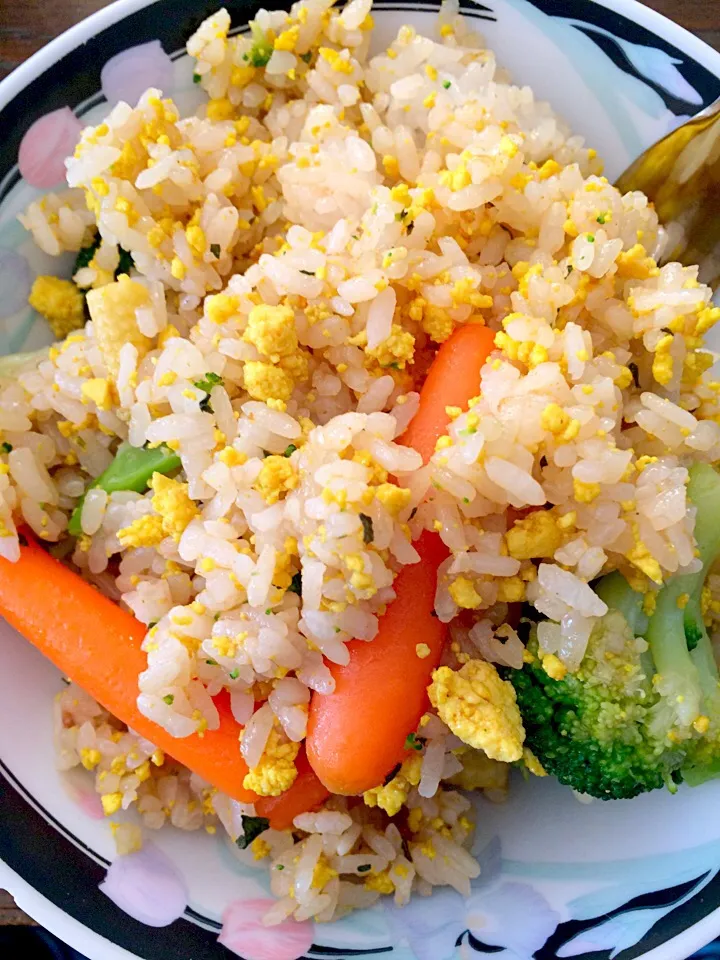 "Eggy" Rice with vegetables|Toad A Leighさん