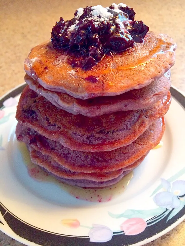 Black cherry pancakes|Toad A Leighさん