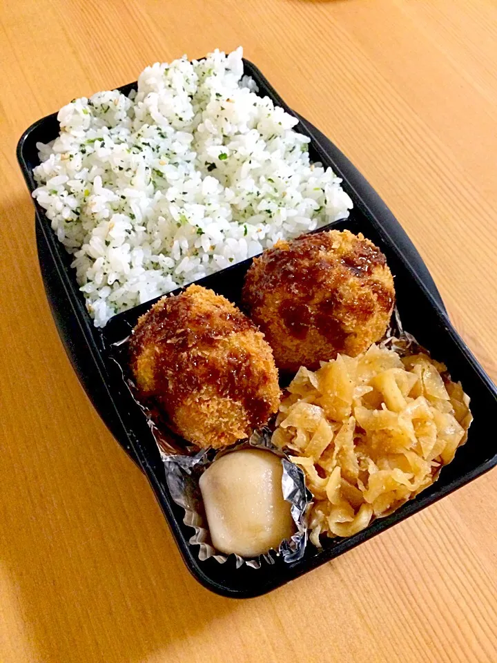 Snapdishの料理写真:キャベツメンチ弁当🍱|meyou..さん