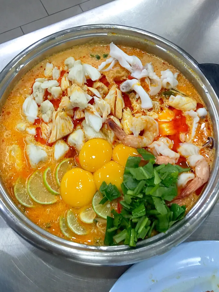 Bangkok special tomyam noodles!|Li Chinさん