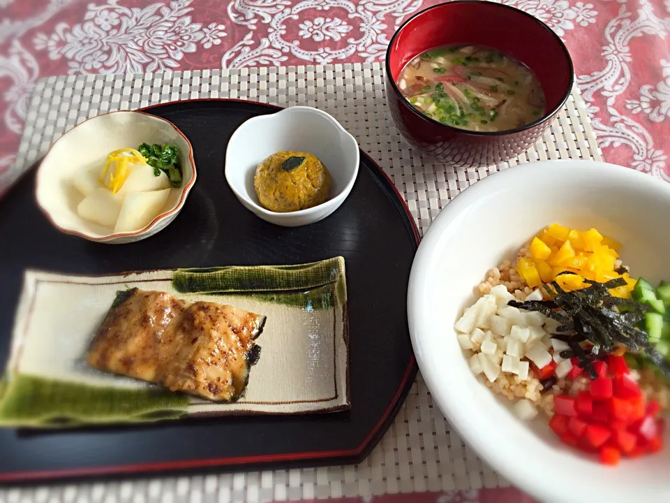 ローフードうなぎの蒲焼風とカラフル寿司|Yumie Hanzawaさん