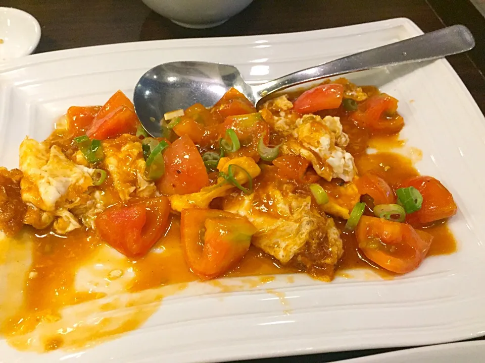 Egg in tomato sauce|Lai's Kitchenさん