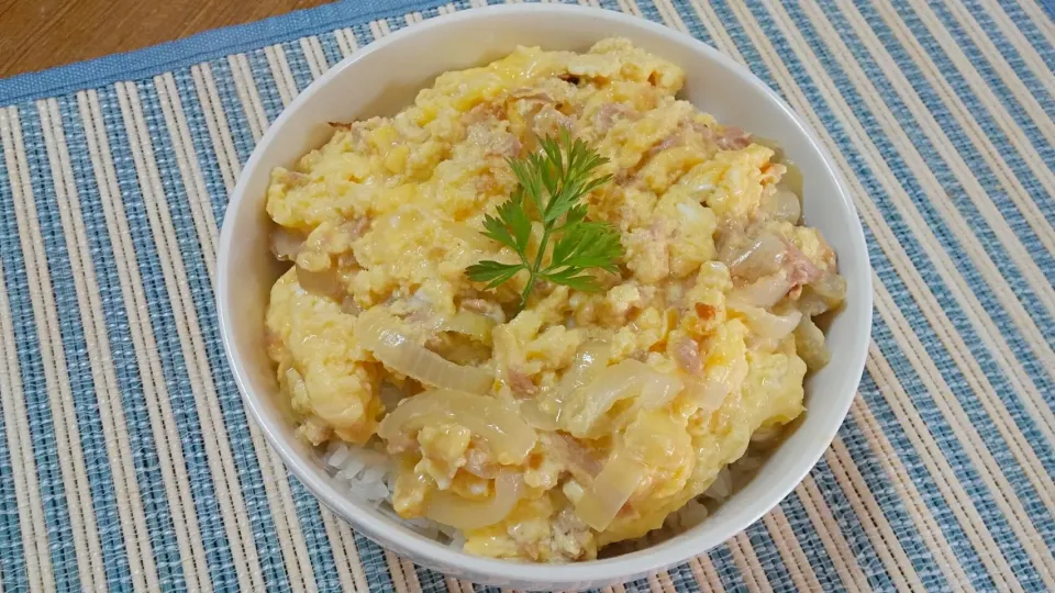 ツナ缶でなんちゃって親子丼|あぁちゃんさん