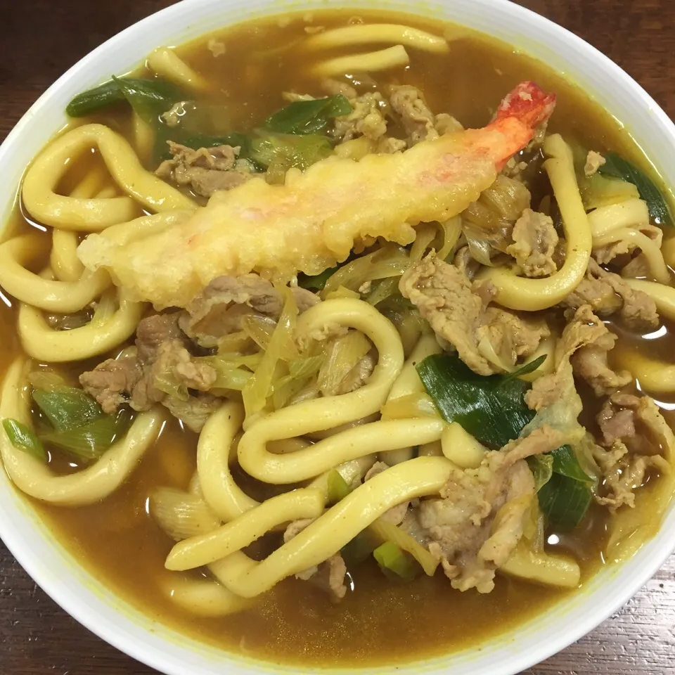 寒いのでカレーうどんに海老天|アクちゃんさん