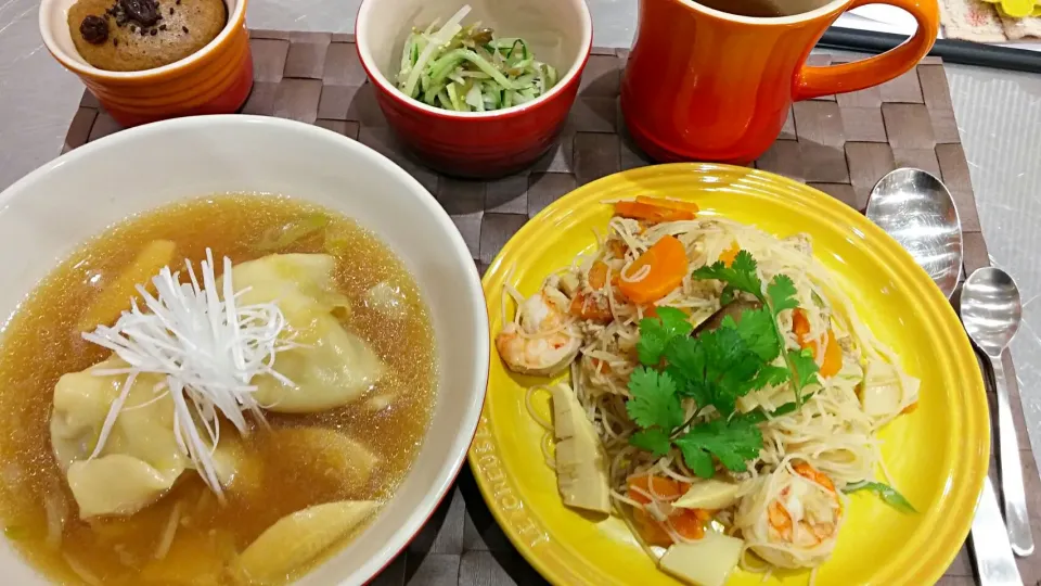 焼きビーフン　餃子　マーラーカオ😆|裕子さん