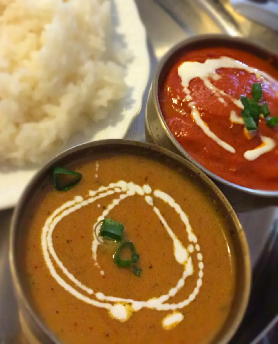 インドネパール料理店で。 2種類のカレー／チキン＆野菜|Hiro Yanさん