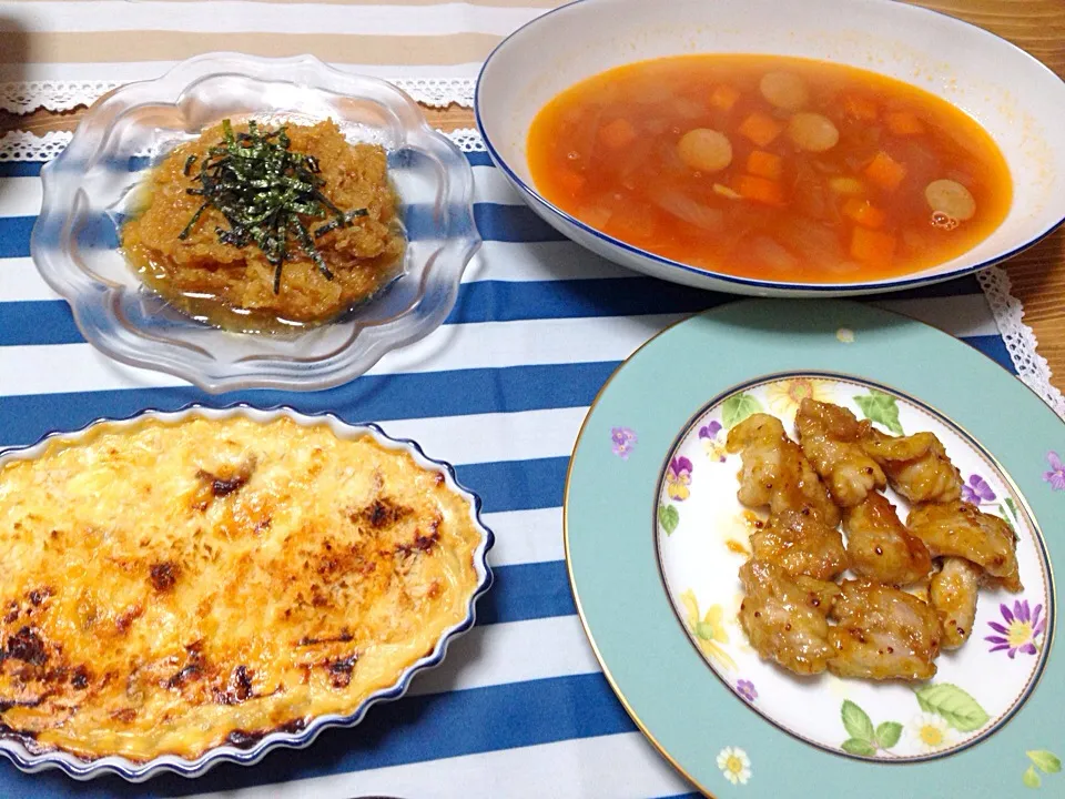 今日の晩ごはん
ハニーマスタードチキン、お餅の和風グラタン、ミネストローネ、大根サラダ|りぃさん