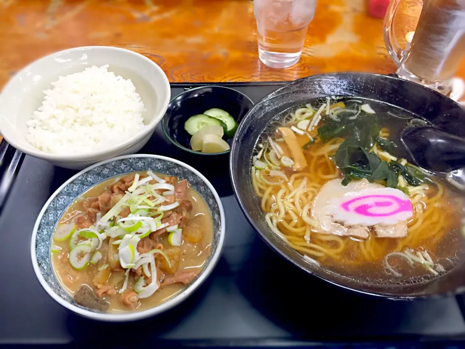 モツ煮込みセット🍜|マニラ男さん