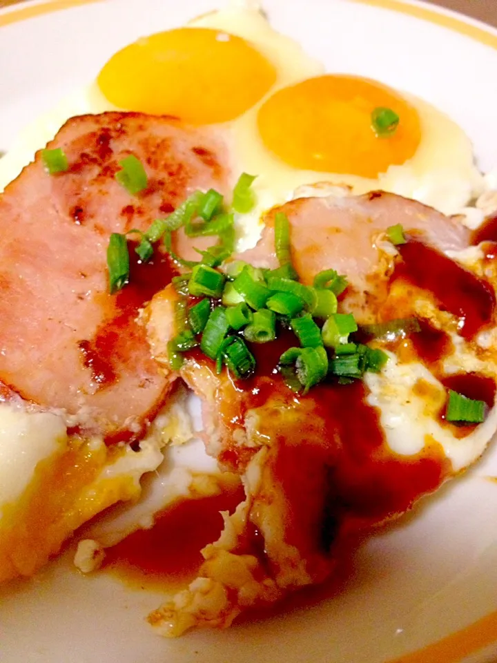 Snapdishの料理写真:ハムカツみたいな味の焼き豚エッグ🍳|まいりさん