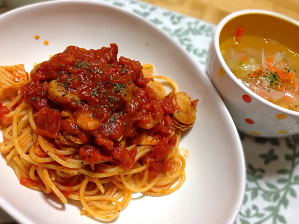 ペスカトーレ🍝 と 野菜スープ|こいちさん