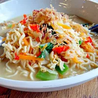 spicy noodles with vegetables|Verrien Junia Virly Viryadhanaさん