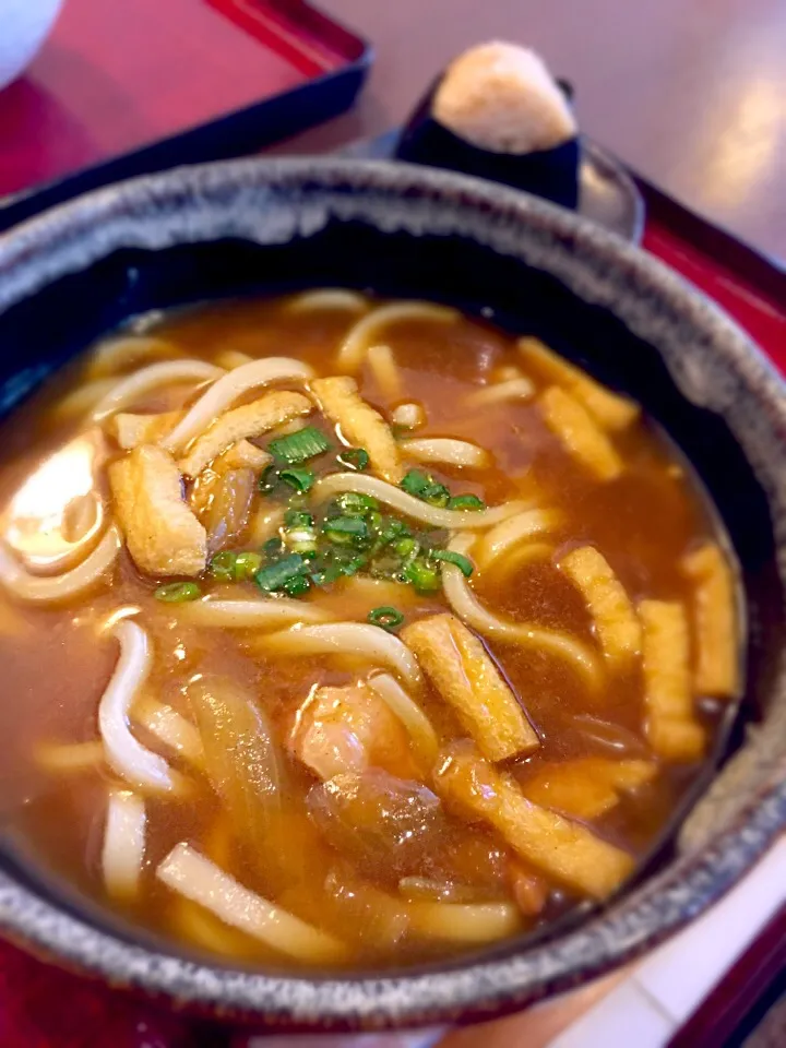 カレー南蛮うどんと茶飯オニギリのセット|白川哲也さん