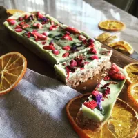 raw matcha vegan chocolate bar