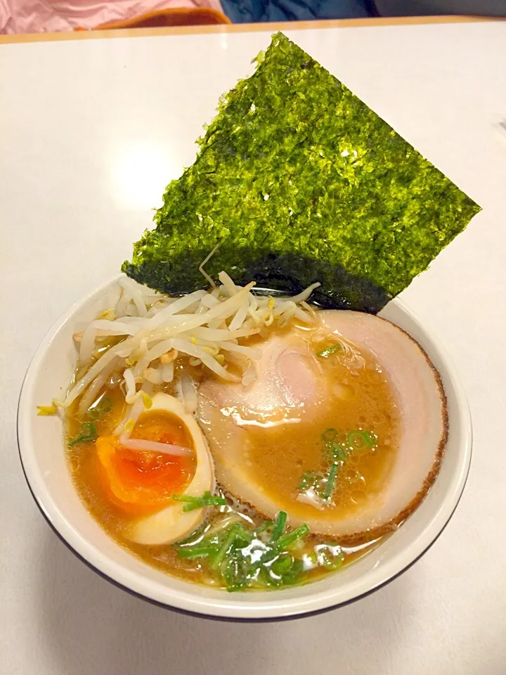 Snapdishの料理写真:White Miso Ramen|meraflorさん