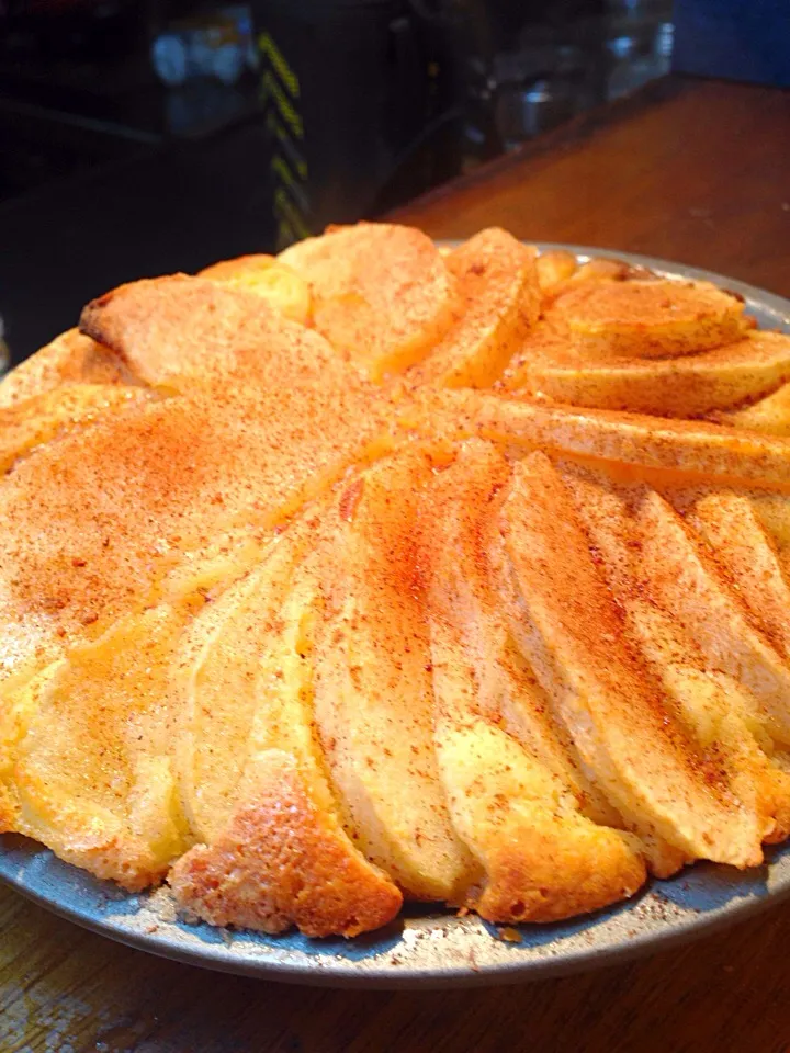 Snapdishの料理写真:ホットケーキミックスでりんごの焼き菓子💕簡単おやつ
シナモンたっぷり〜✨|ちなみんさん