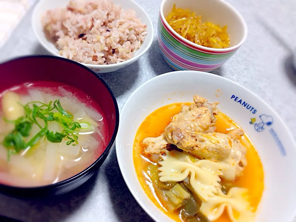 手羽元ケチャップ煮、さつまいものきんぴら|いちごさん