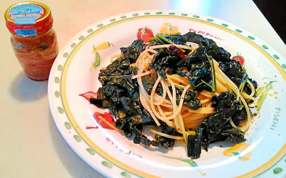 黒キャベツ（カーボロネロ）とアンチョビのスパゲッティ|うちわさん