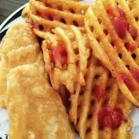 Fish-less fish with fries and ketchup|Toad A Leighさん