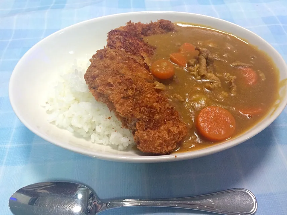 Snapdishの料理写真:誕生日のカツカレー|ぬまゆみ♪さん