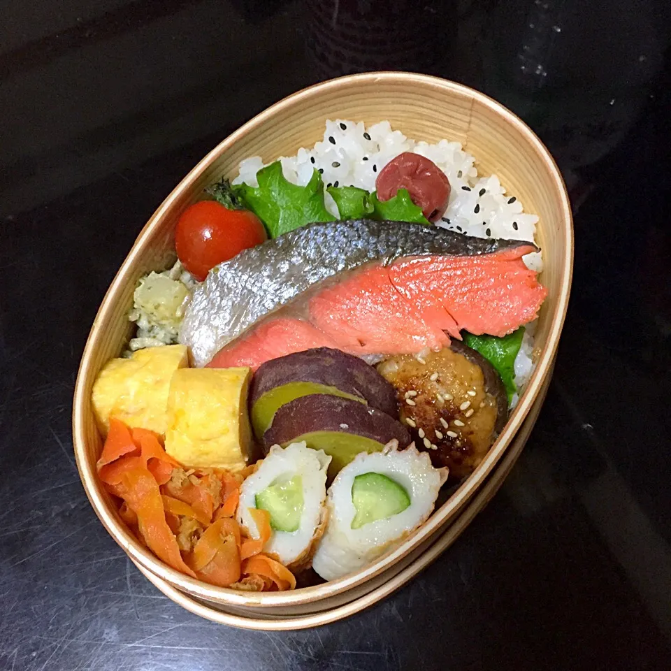 Snapdishの料理写真:曲げわっぱ弁当|あきさん