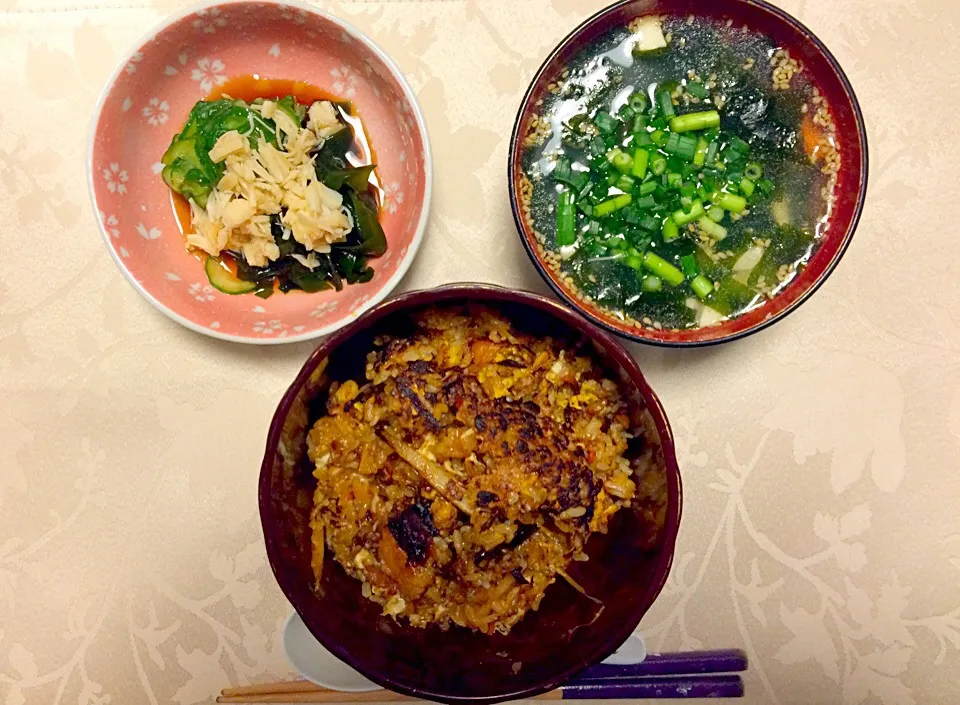 石焼風ビビンバ ホタテきゅうりワカメの酢の物 根菜中華スープ|Junko Tominagaさん