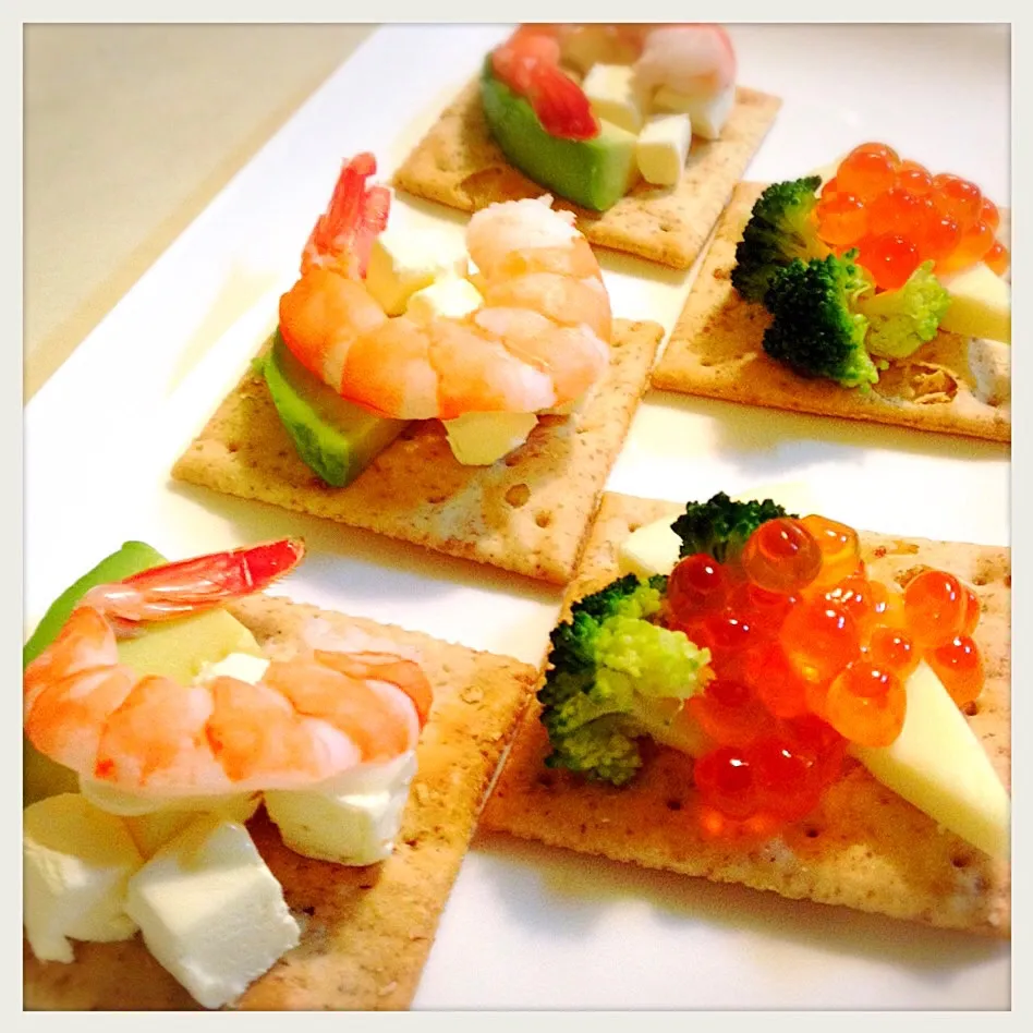 カナッペ〜Canapé, Cheese on Crackers|toyamadaさん