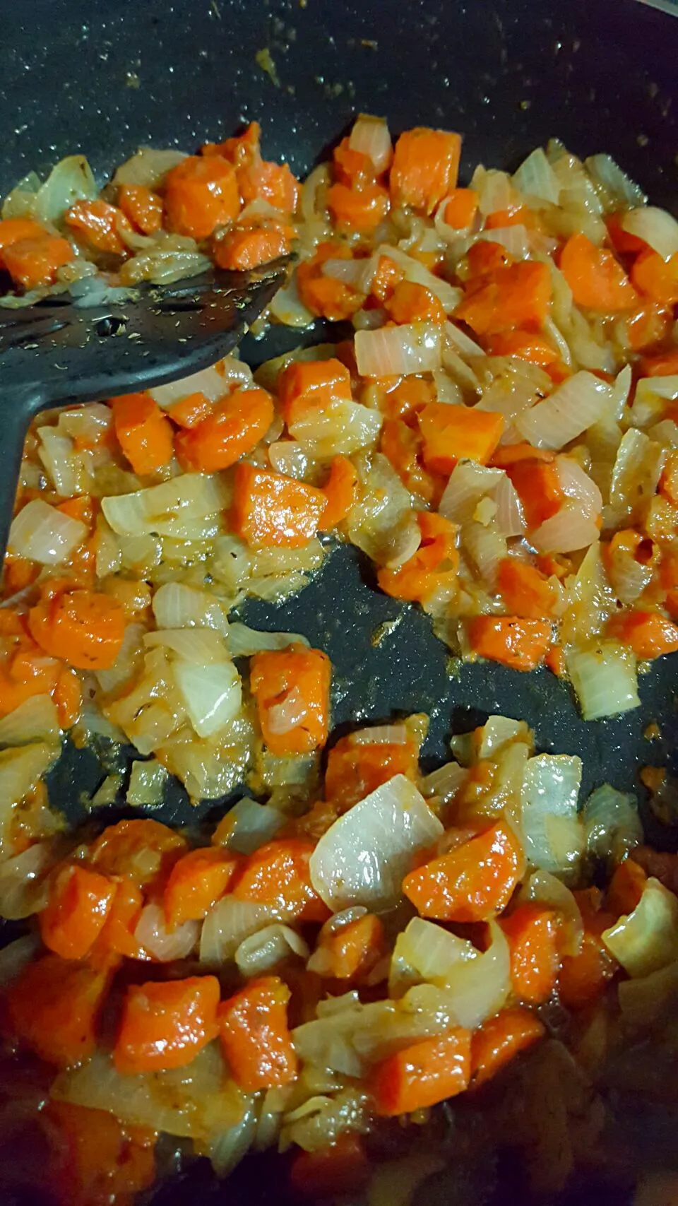 Caramelised Carrots and Onions (British-style)|Thebluestbutterflyさん