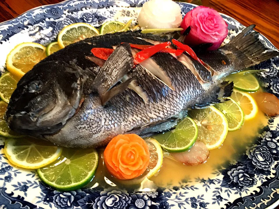 佐島産 寒メジナのライム蒸し|ゆぅさん