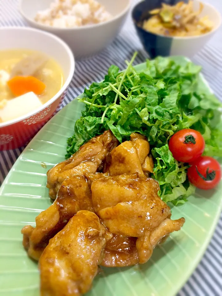 Snapdishの料理写真:チキン照り焼きイタリアン！バルサミコ&ハニー🐝仕上げ💖|ゆりねかふぇさん