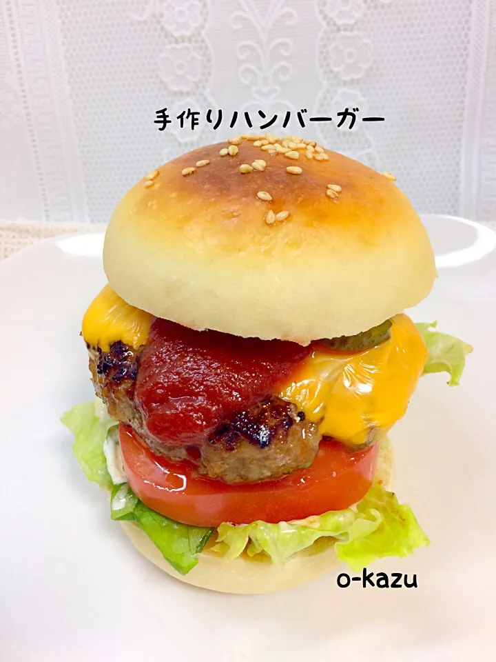 Snapdishの料理写真:手作りハンバーガー🍔|o-kazuさん