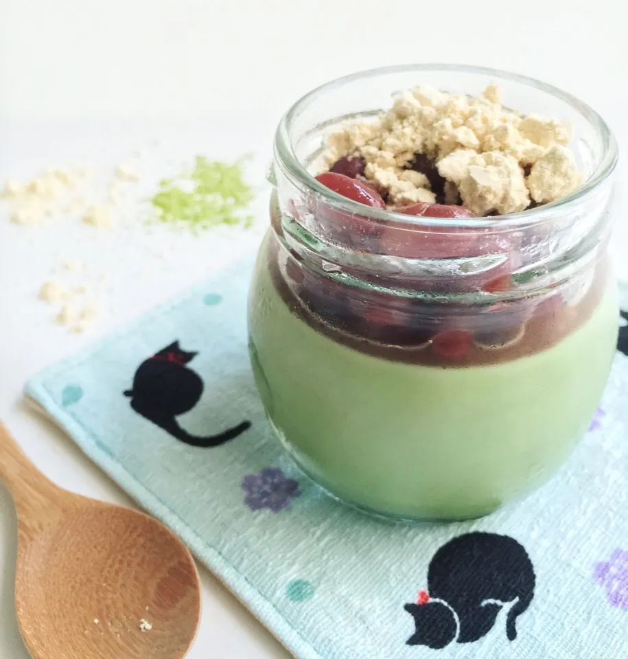 抹茶ミルクプリン。あずき。きな粉。Homemade Matcha Milk Pudding with sweet red beans and kinako|coxiella24さん