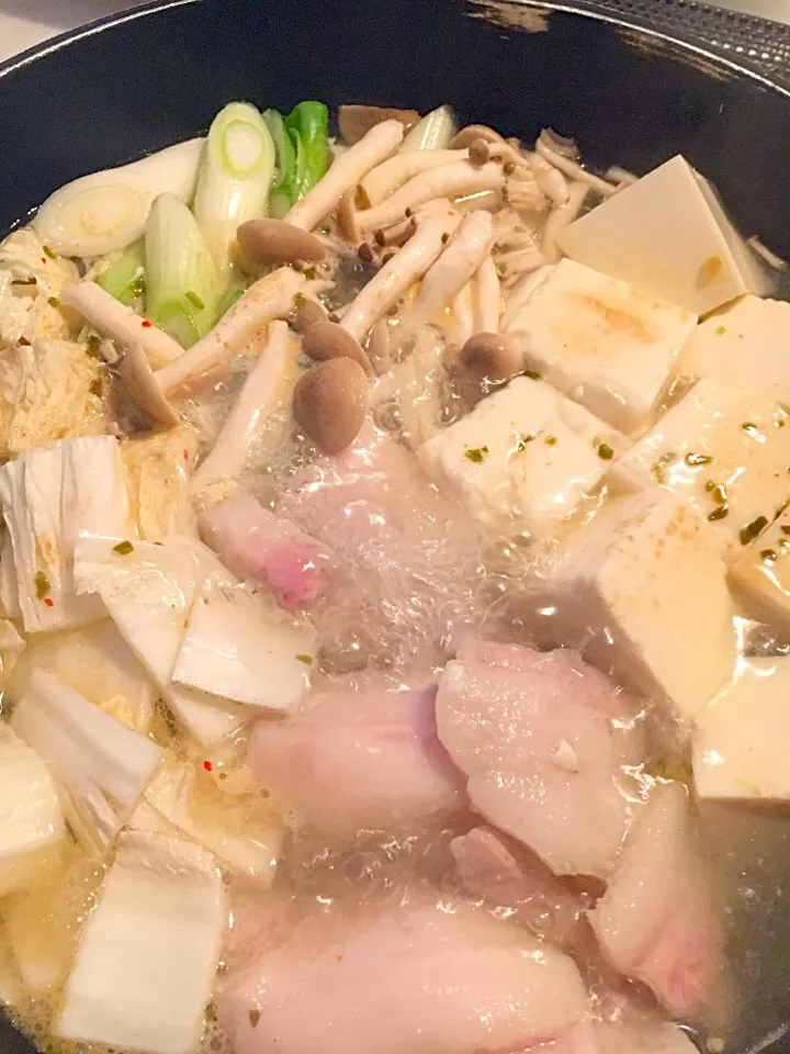 業務スーパーの浅漬けの素で肉豆腐的な鍋〜‼️|Sayakaさん