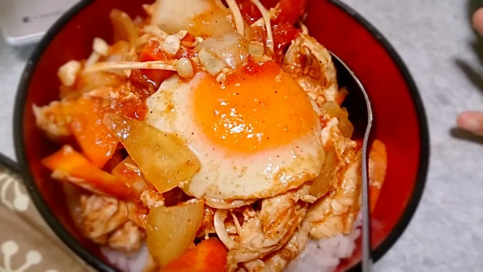 とろ卵～(*´∀｀)トマト煮込み丼！|ふみさん