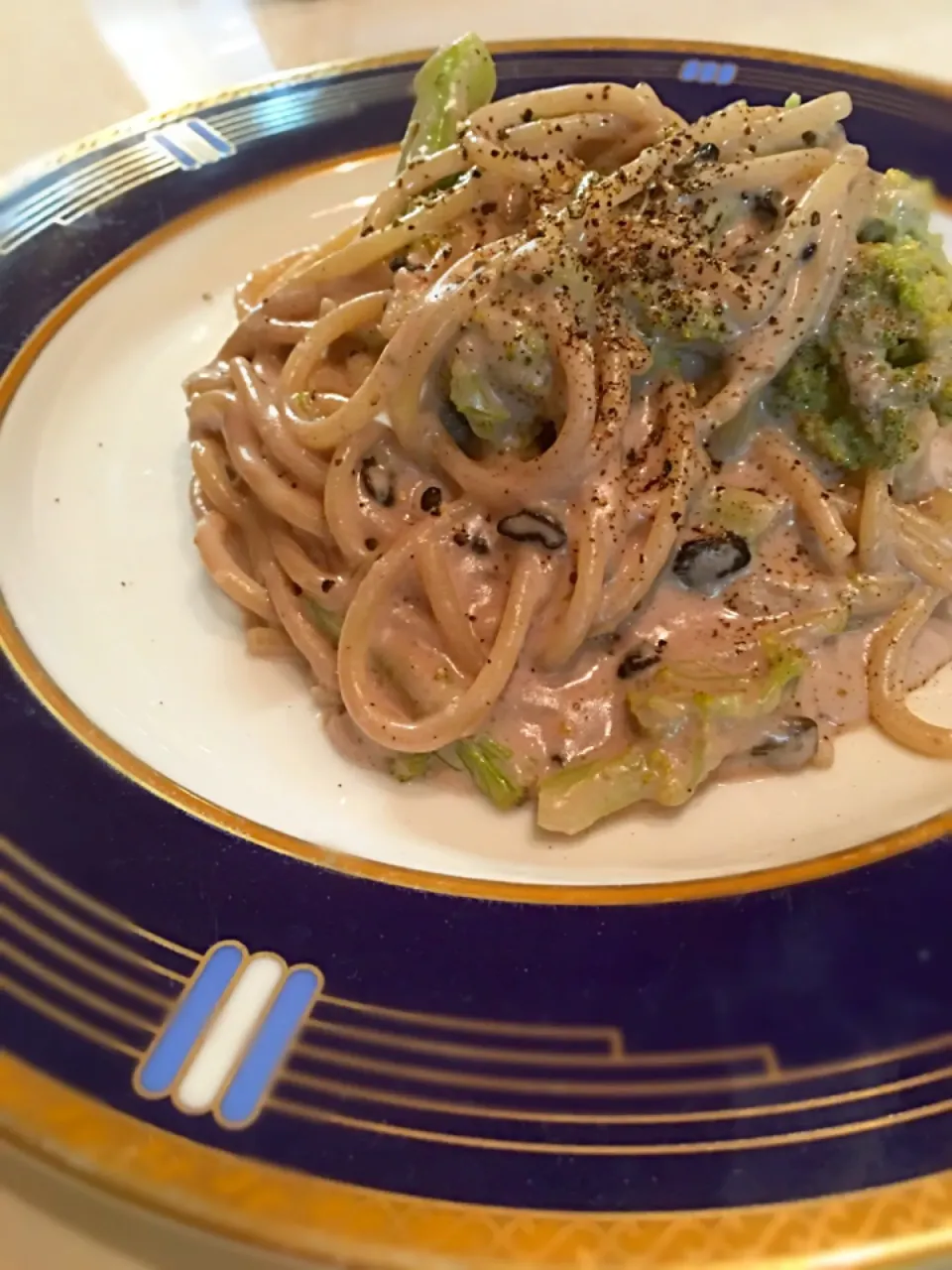 富士食品の香龍と黒ごまクリームパスタ|大島愛子さん