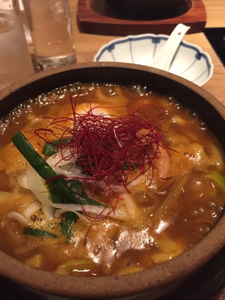 Snapdishの料理写真:鍋焼きカレーうどん|きゃさりん＠福岡さん