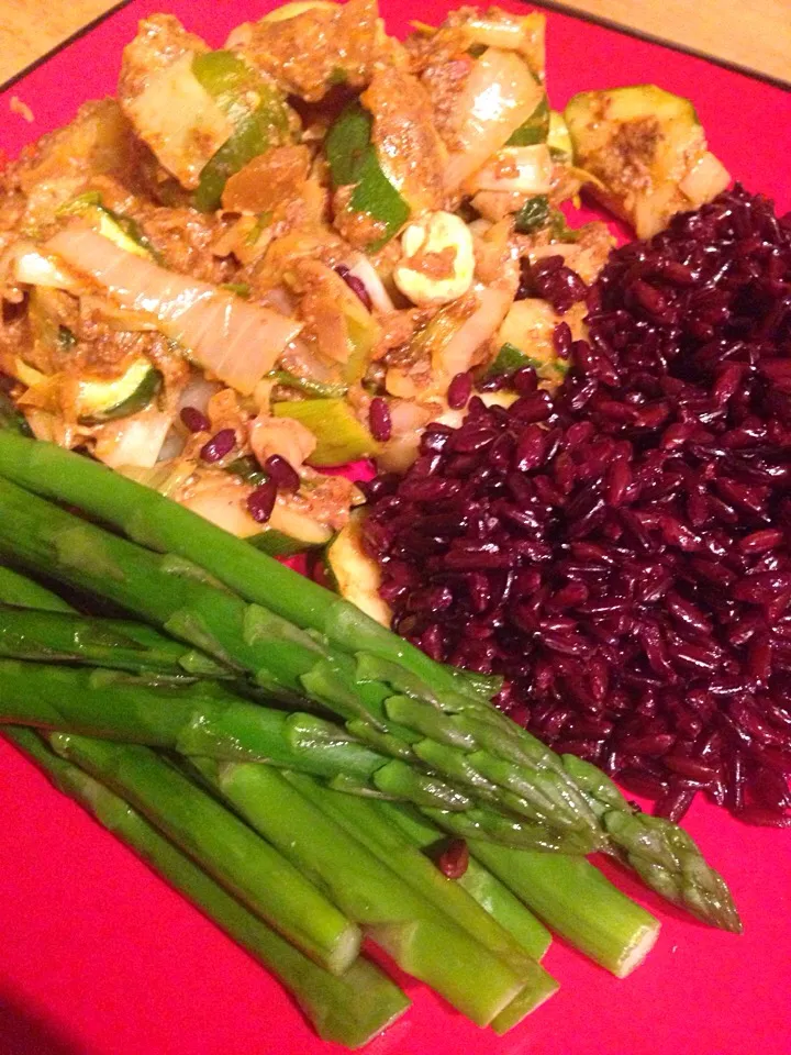 Vegetable Rogan Josh with salted asparagus & nerone black rice|rhi chanさん