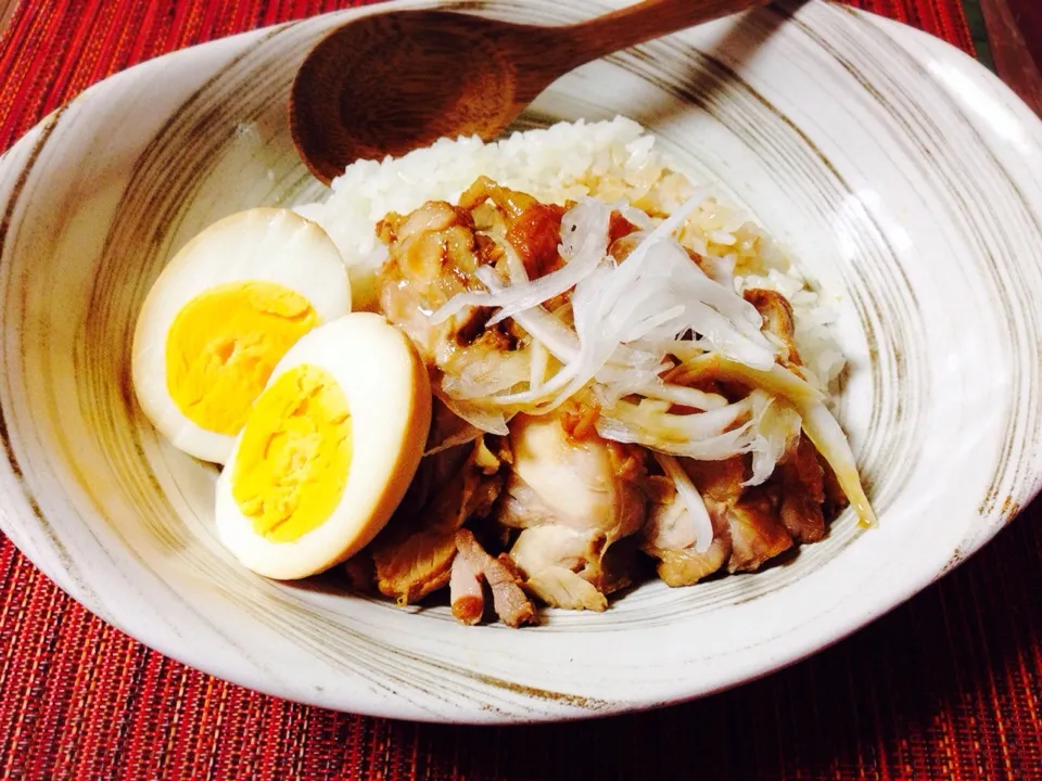 Snapdishの料理写真:桜央里さんの料理 調味料三つで簡単美味しい🎶ジューシーチキンのさっぱり煮🐔〜高1息子、置きランチ〜|じゅんけさん