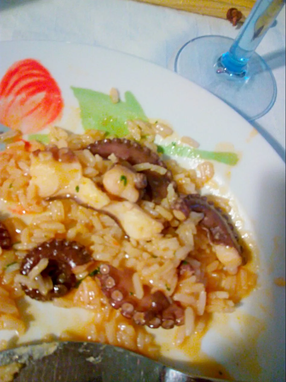 Snapdishの料理写真:Octopuss Rice with ciliander|Filipe Antolin Teixeiraさん