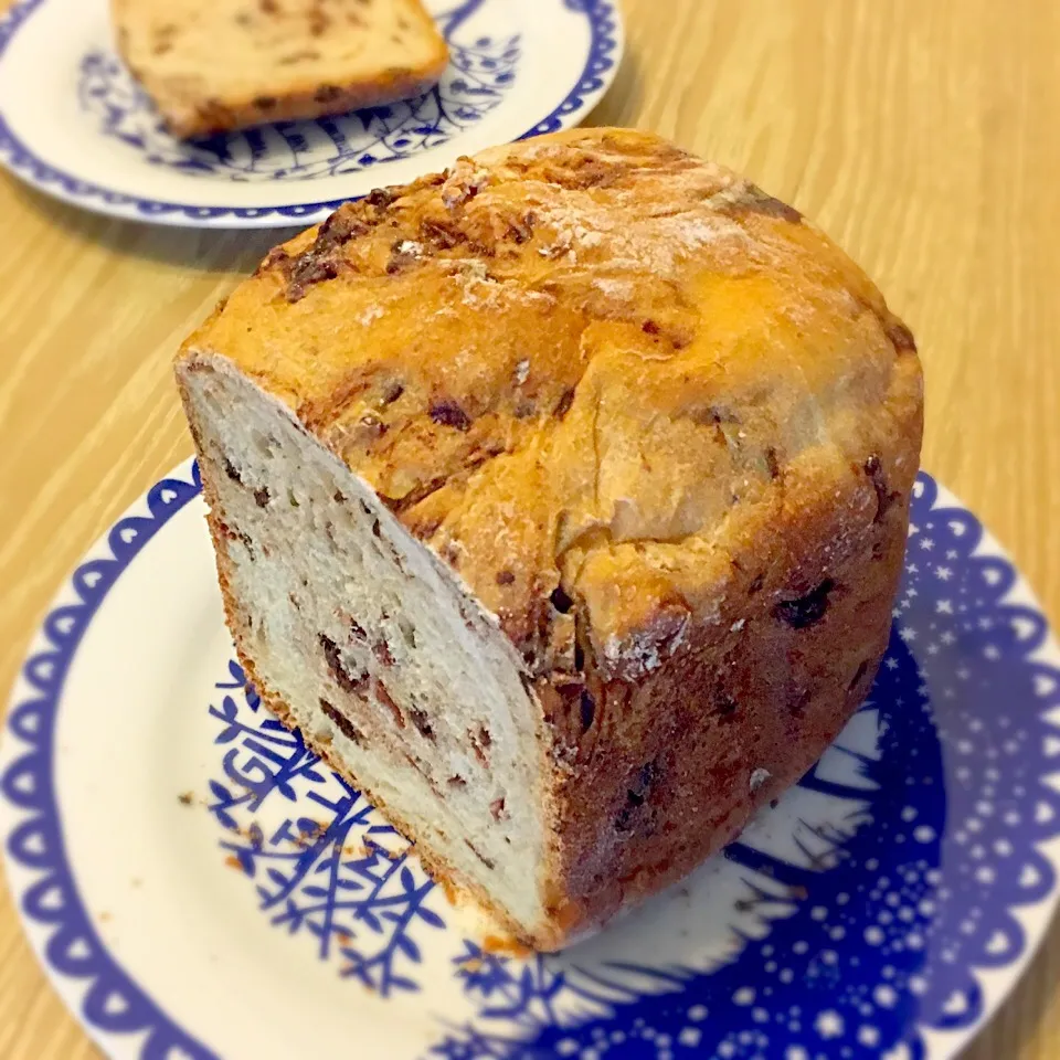 Snapdishの料理写真:🍫Chocolate & cranberry loaf🍞|mmさん