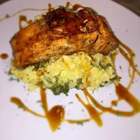 Pan Seared Salmon atop a Kale Risotto w/  a Sweet Bourbon Drizzle|RJさん