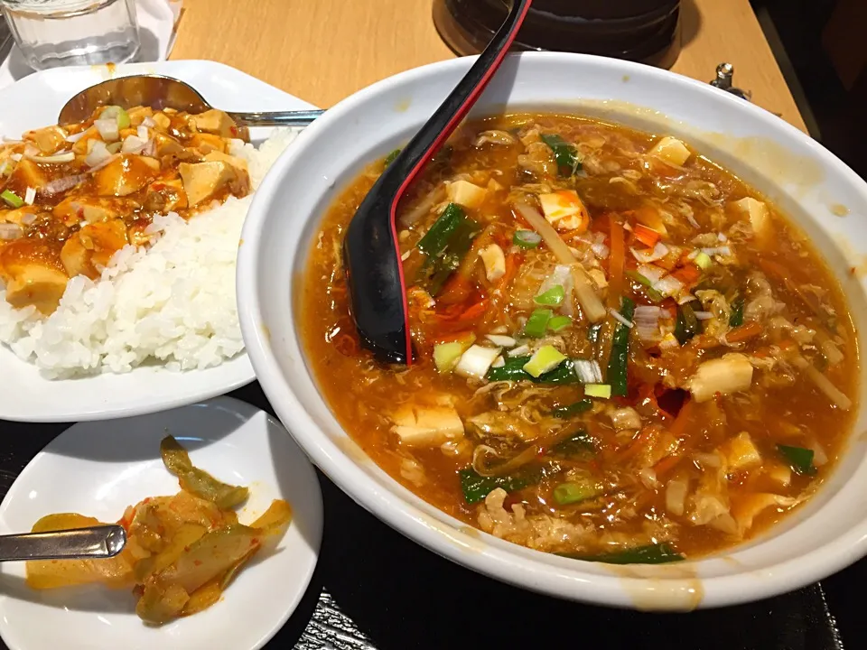 スーラータンメンに半麻婆丼|マハロ菊池さん