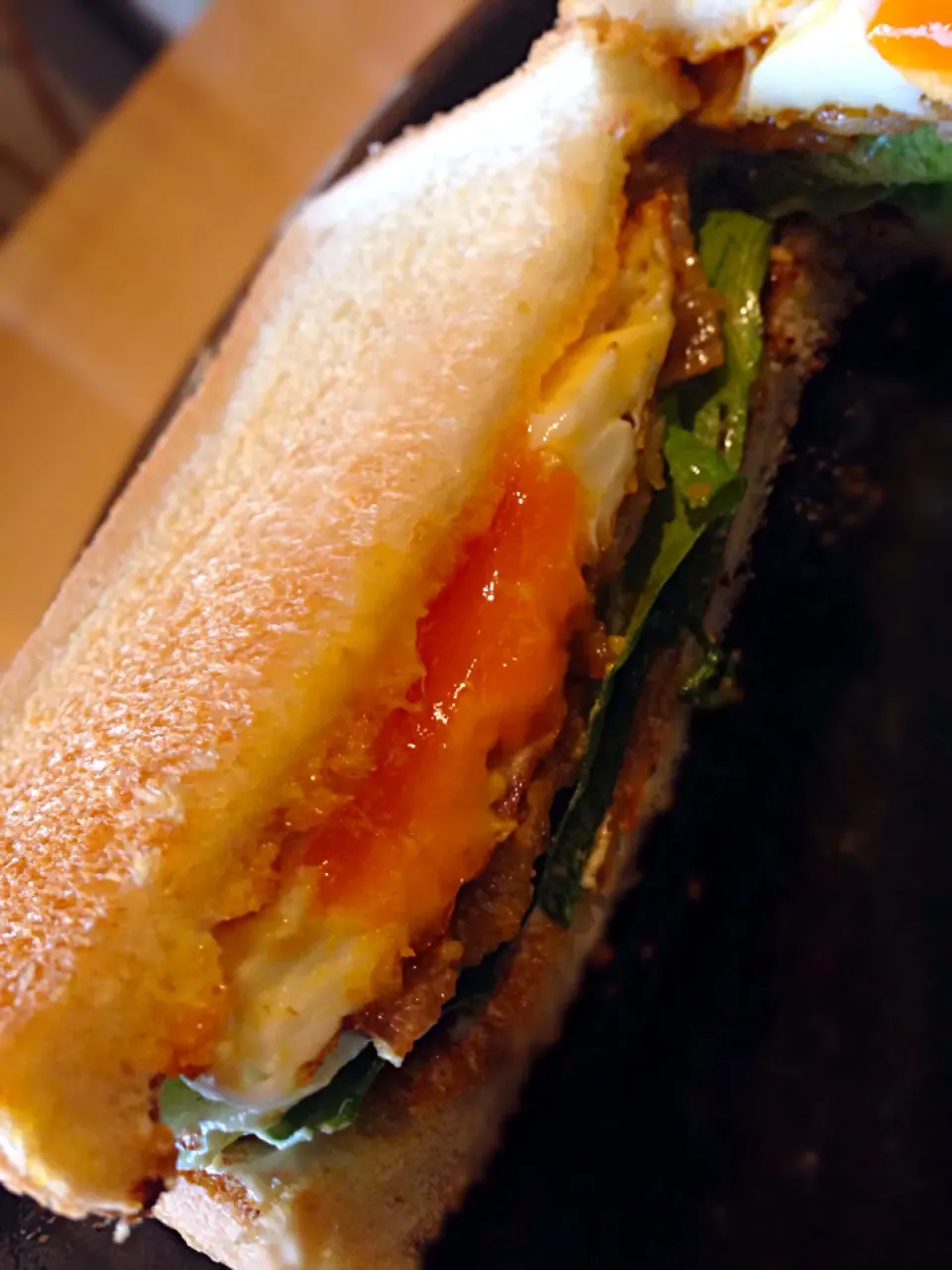 Homecured bacon, egg & lettuce sandwich 自家製ベーコン、エッグ、レタスのサンドイッチ|Funky Chefさん