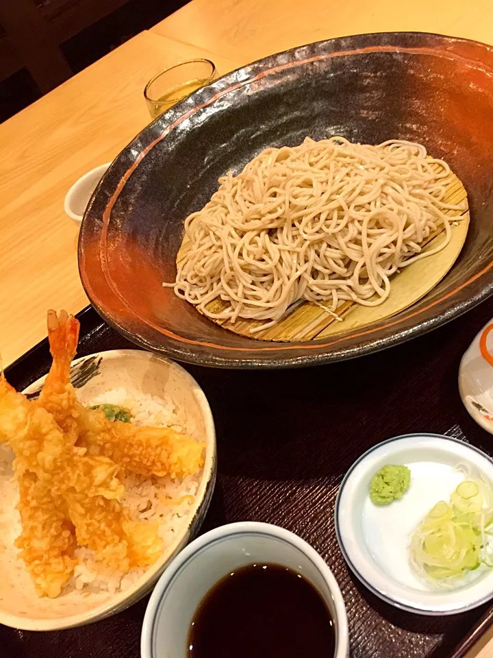 Snapdishの料理写真:蕎麦と天丼セット|浦野さん