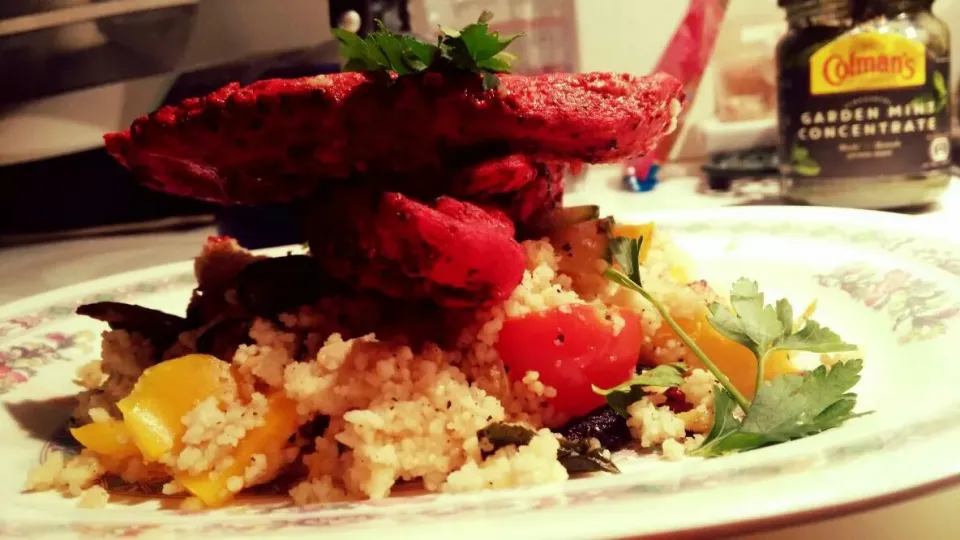 chicken tandoori with couscous and pickled cucumbers|tariqさん