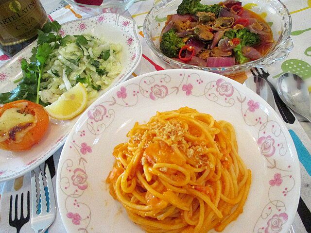 ウニクリームパスタ 牡蠣と野菜のアヒージョ とまチー焼き 簡単おすすめパクチー料理 混ぜるだけコールスロー ふかر Snapdish スナップディッシュ Id Ragmra