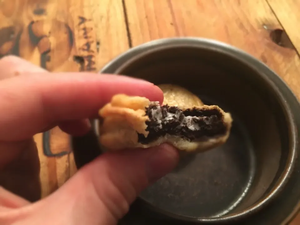 Snapdishの料理写真:Fried Oreo *yummie*|MarcoBavariaさん