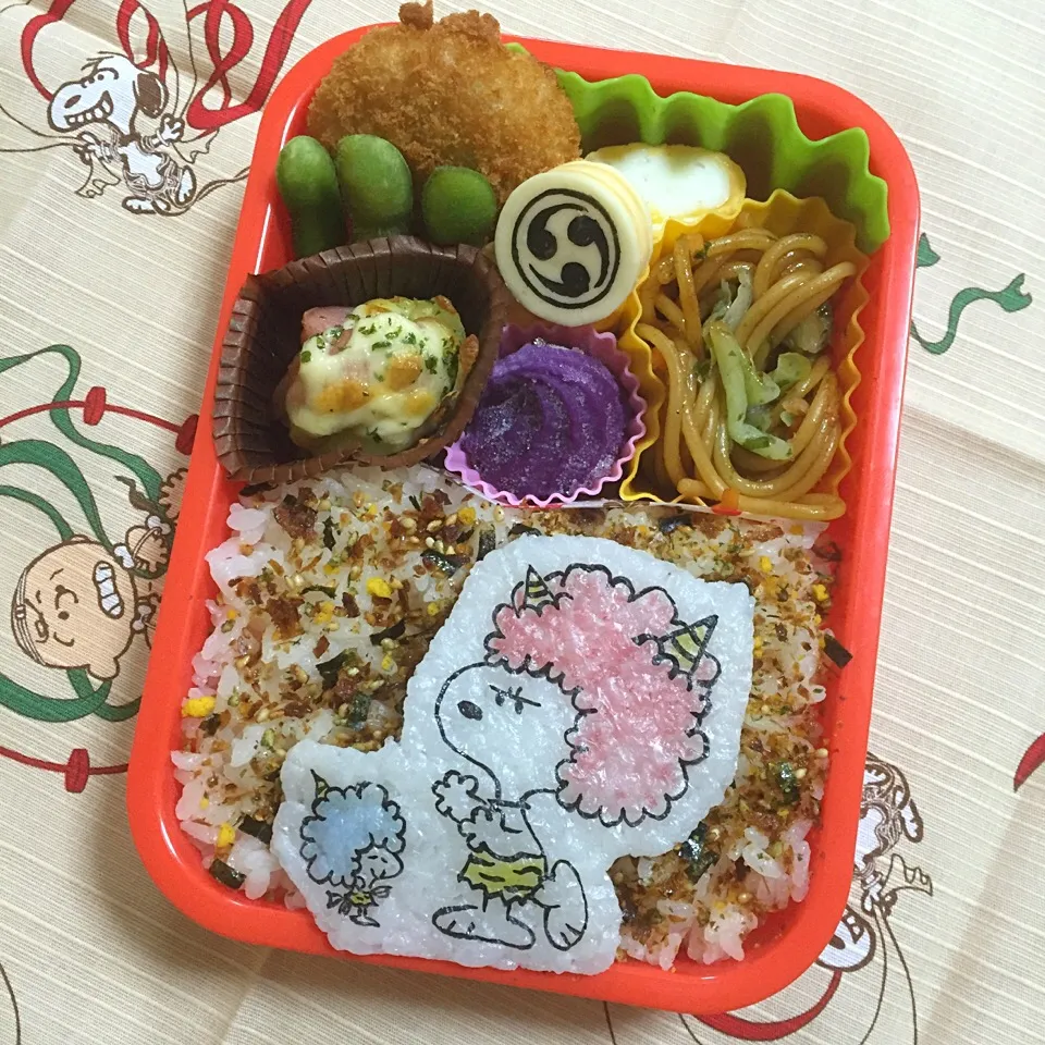 Snapdishの料理写真:JC部活弁当 節分スヌーピー|namimoさん