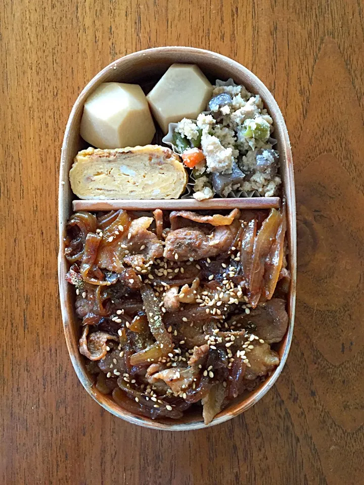 Snapdishの料理写真:豚の生姜焼き丼弁当|gogotaxiさん