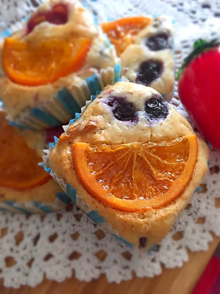 Snapdishの料理写真:🍓🍊🍇🍒ドライフルーツと
ナッツたっぷりのマフィン|春夏秋冬さん