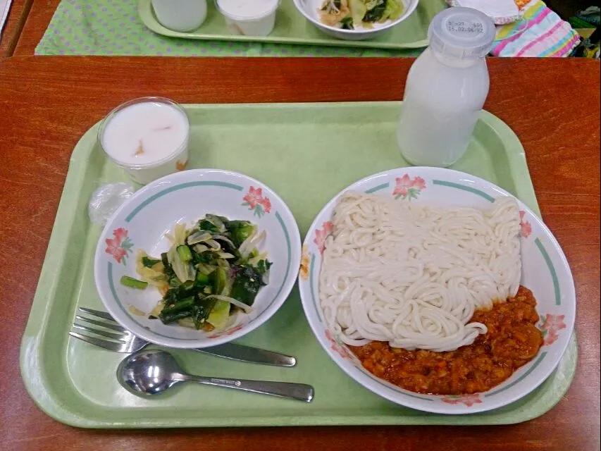 飯田橋の小学校の給食|Itaruさん